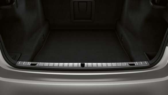 BMW 7 Series Sedan G11 G12 2019 stainless steel loading sill BMW 7 Series Sedan G11 G12 2019 Bernina Grey Amber Effect stainless steel loading sill trunk