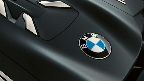 BMW 7 Series Sedan G11 G12 2019 BMW TwinPower Turbo 4-cylinder petrol engine BMW 7 Series Sedan G11 G12 2019 BMW TwinPower Turbo 4-cylinder petrol engine close-up