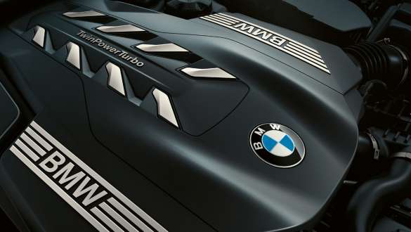 BMW 7 Series Sedan G11 G12 2019 BMW TwinPower Turbo 8-cylinder petrol engine BMW 7 Series Sedan G11 G12 2019 BMW TwinPower Turbo 8-cylinder petrol engine close-up