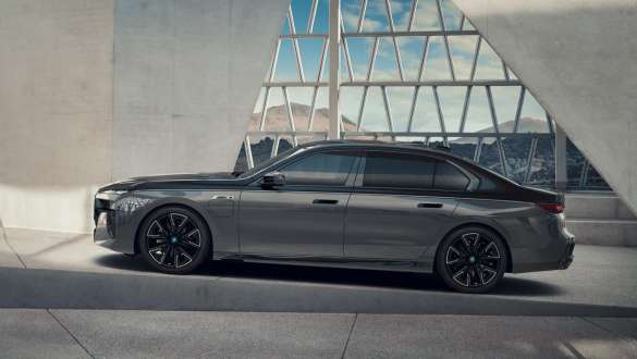 Parking Assistant Professional BMW M760e xDrive Sedan G70 Parking Assistant Professional BMW M760e xDrive Sedan G70