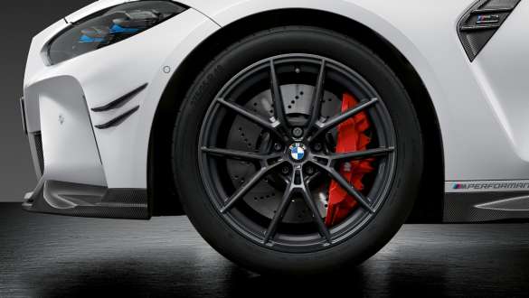 M Performance forged wheel Y-spoke style 963 M Frozen Gunmetal Grey BMW M4 Competition Convertible with M xDrive G83 2021 BMW M4 Competition Convertible with M xDrive G83 2021 M Performance forged wheel Y-spoke style 963 M Frozen Gunmetal Grey close-up