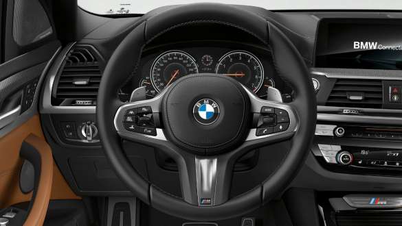 BMW X3 M40i and BMW X3 M40d, Variable sport steering. BMW X3 M40i and BMW X3 M40d, interior, cockpit, M leather steering wheel, Variable sport steering.
