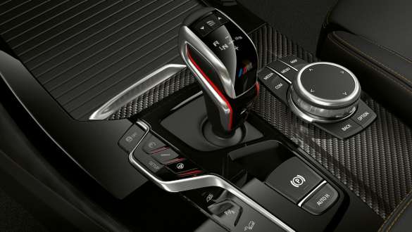 8-speed M Steptronic transmission. BMW X3 M Competition and BMW X3 M, interior, M gear selection lever, 8-speed M Steptronic transmission.