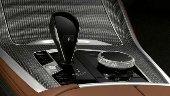 BMW X5 M50i and M50d with Steptronic Sport transmission G05 BMW X5 M50i and M50d with Steptronic Sport transmission G05 2018 SUV interior