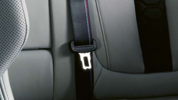 M seat belts in the BMW X5 M Competition F95 M seat belts BMW X5 M Competition F95 2020 SUV interior