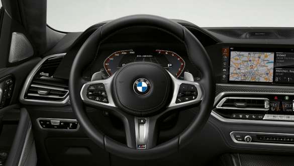 BMW X6 M50i Interior M leather steering wheel G06 Close-up BMW X6 M50i M50d G06 G06 2018 SUV interior M leather steering wheel