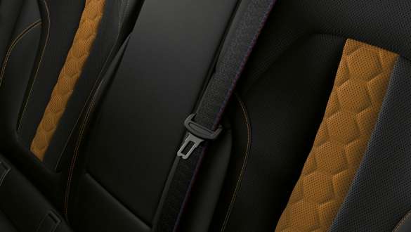 M seat belts in the BMW X6 M Competition F96 M seat belts BMW X6 M Competition F96 2020 SUV interior