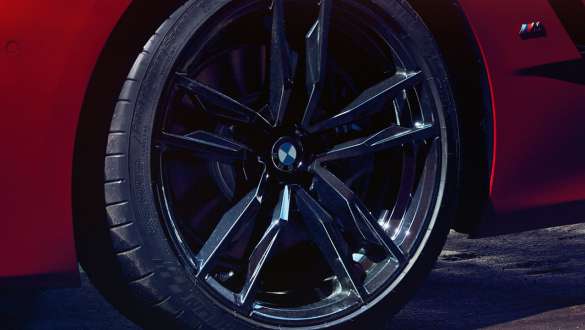 BMW Z4 Roadster M Sport brake Close-up oft he M Sport brake