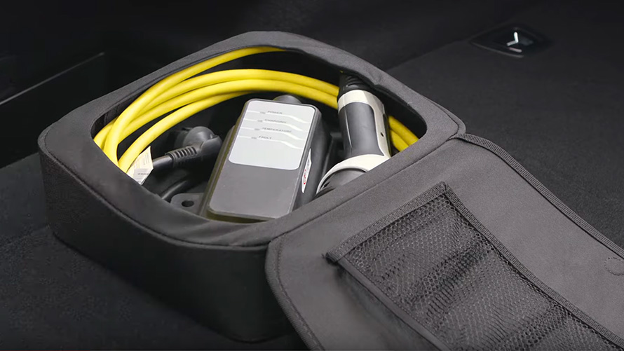 Charging accessories for BMW plug-in hybrid in bag BMW 3 Series Sedan G20 Charging accessories for BMW plug-in hybrid in bag close-up