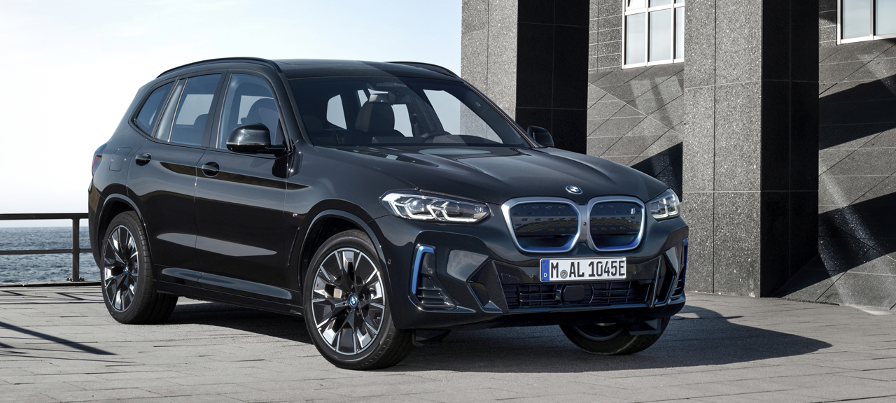 THE iX3. THE iX3.