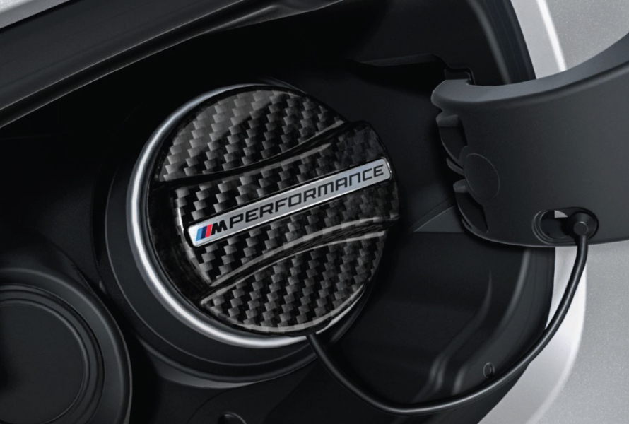 M PERFORMANCE CARBON FUEL FILLER COVER CAP. M PERFORMANCE CARBON FUEL FILLER COVER CAP.