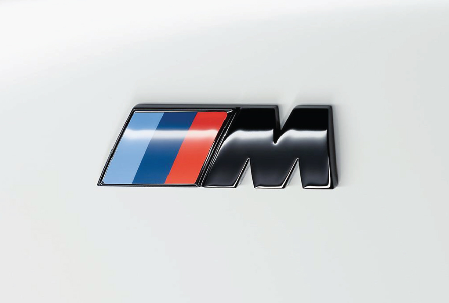 M PERFORMANCE GLOSS BLACK "///M" LOGO SET M PERFORMANCE GLOSS BLACK "///M" LOGO SET