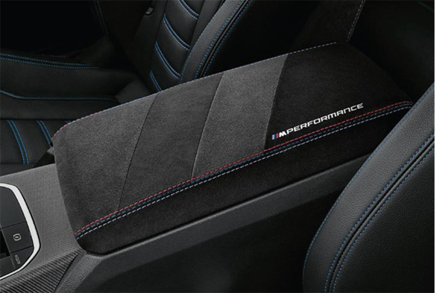 M PERFORMANCE ALCANTARA ARMREST. M PERFORMANCE ALCANTARA ARMREST.