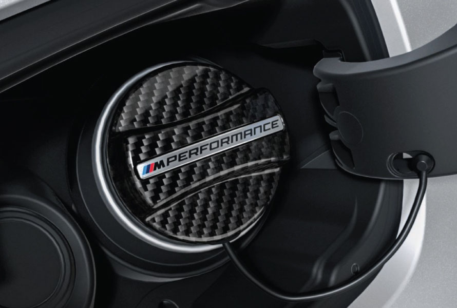 M PERFORMANCE FUEL FILLER CAP CARBON. M PERFORMANCE FUEL FILLER CAP CARBON.